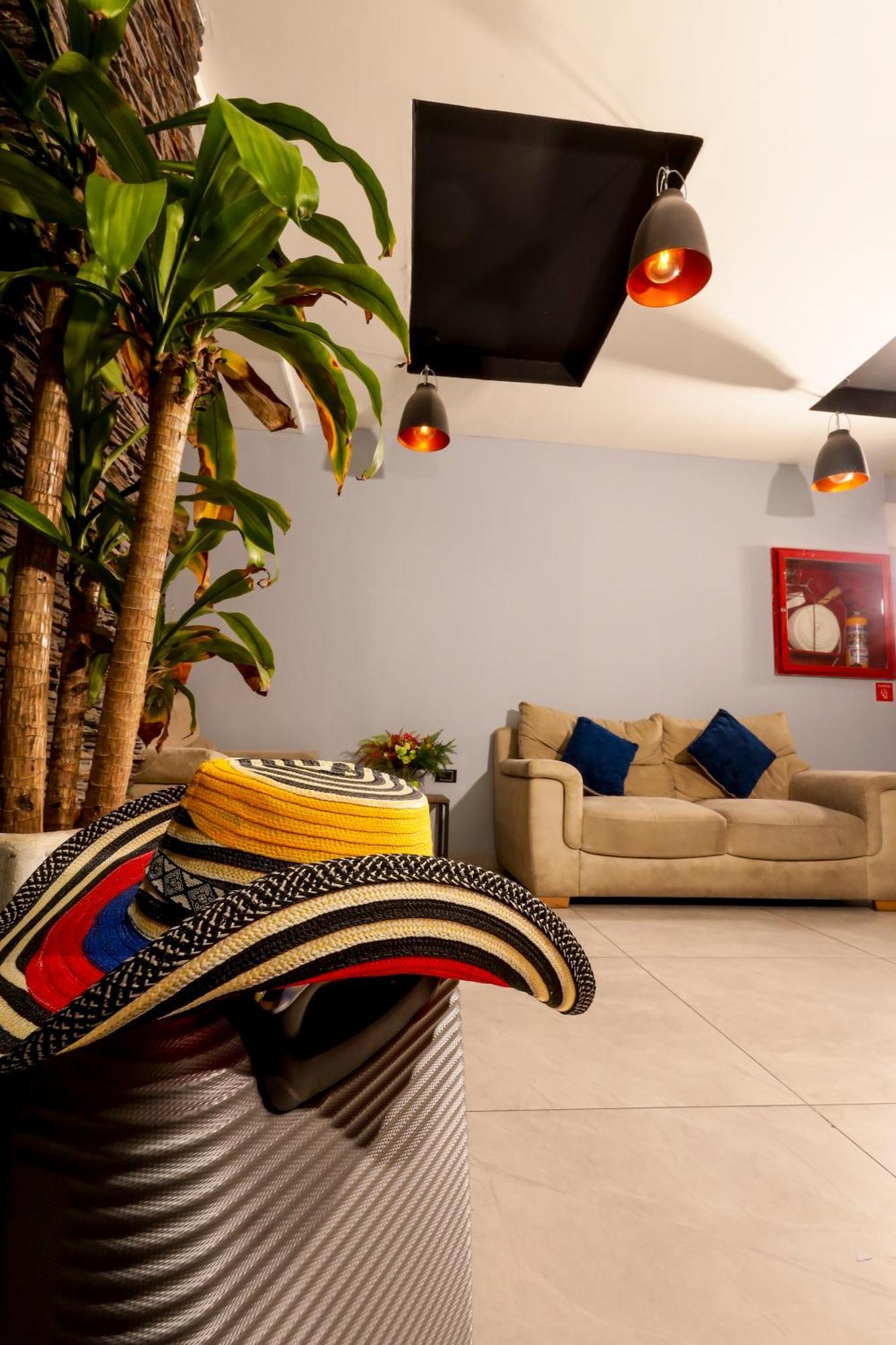 Hotel Htl Bogotá Eksteriør billede